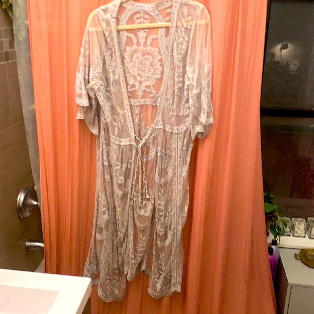 Gray lace duster